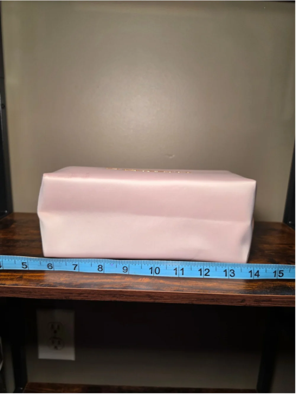 🚨LOW START Coach Cosmetic Bag Pink with Gold Hardware - Picture 4 of 8